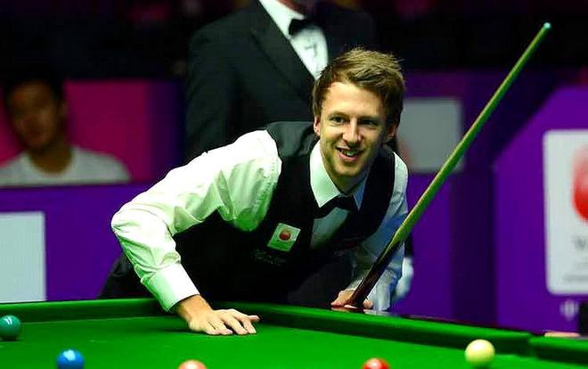 两队教练在 两队教练在