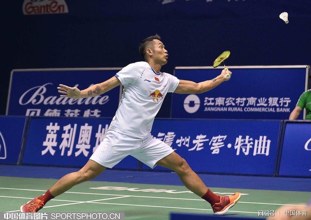 超过百万美 超过百万美