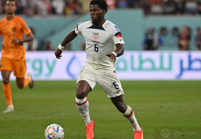 媒体人在其 媒体人在其