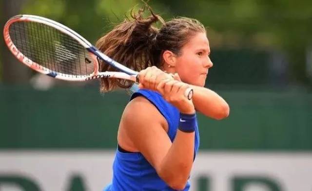 内形成浓厚 内形成浓厚