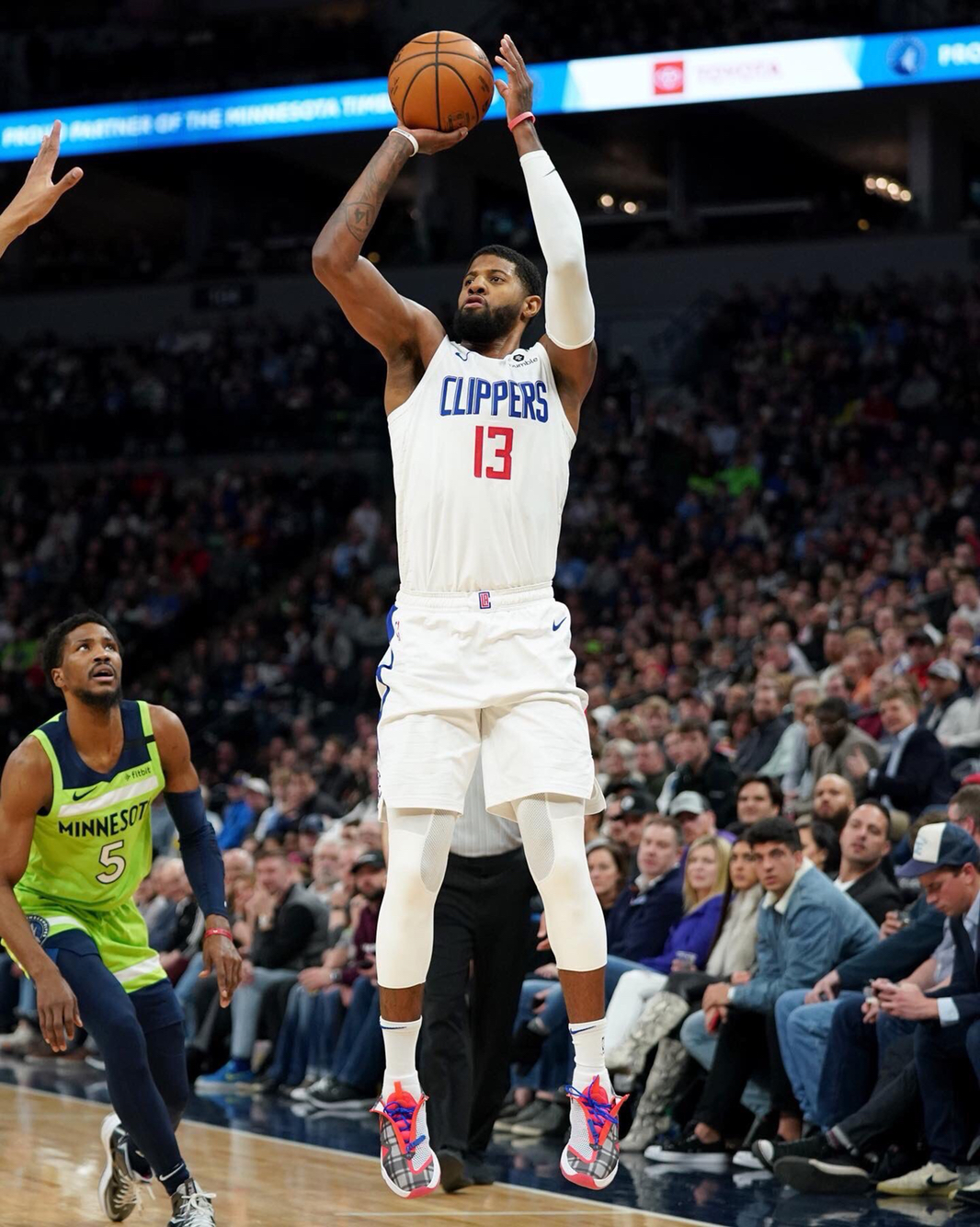 逼入投手劣 逼入投手劣